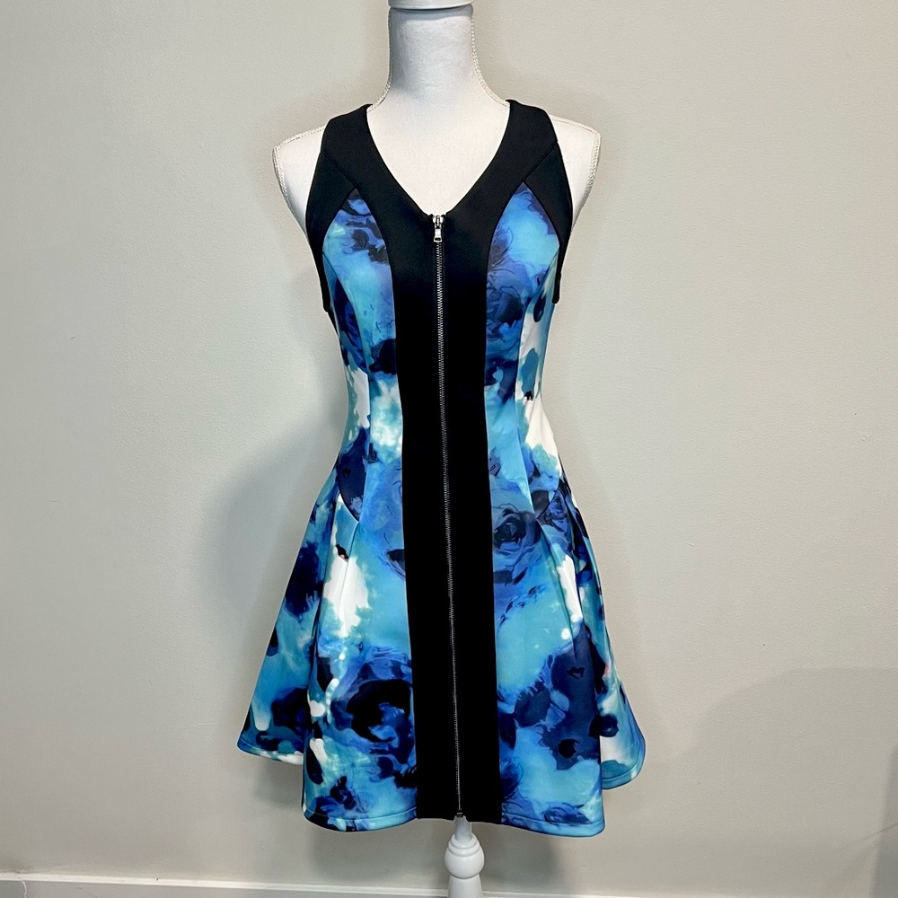 NWOT A-Line Mini Cocktail Zippered Floral Dress